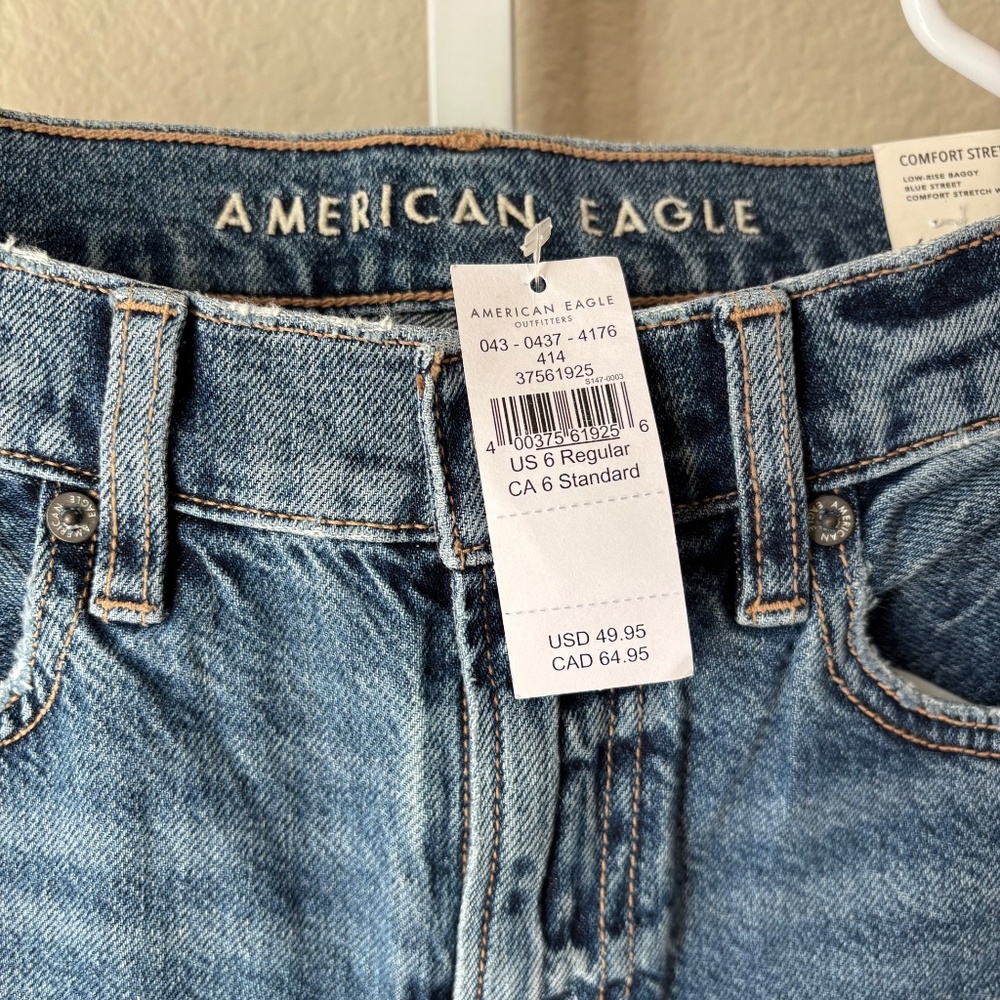 NWT American Eagle Women's Low Rise Baggy Size 6 Jeans - Picture 3 of 6